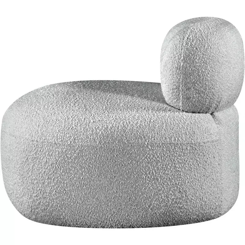 Meridian Furniture Venti Stuhl aus Bouclé-Stoff