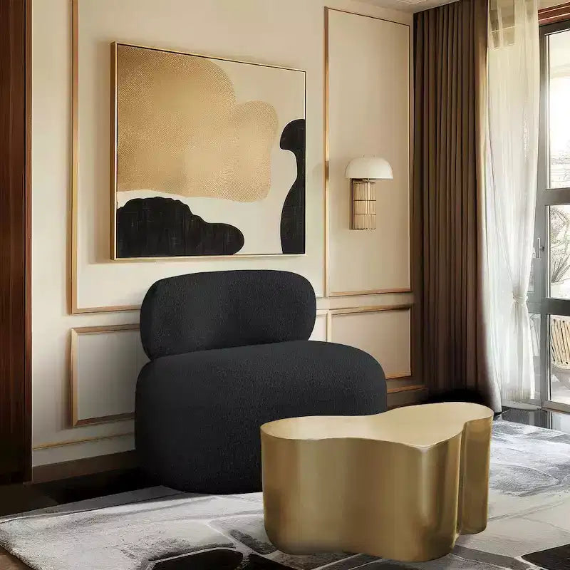 Meridian Furniture Venti Stuhl aus Bouclé-Stoff