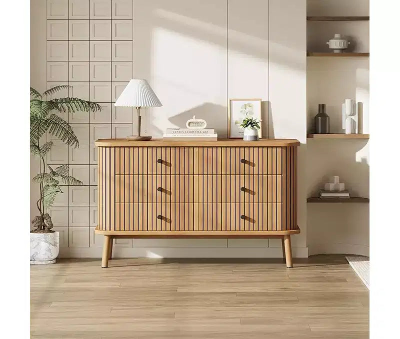 Kommode, horizontaler Schrank mit 6 Schubladen, schwarzen Griffen & Holzbeinen, Naturholz-Optik