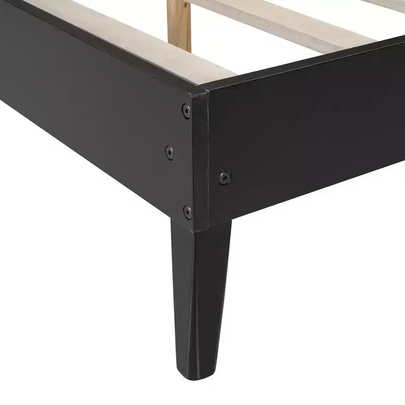 Queen-Size-Bettgestell aus Massivholz mit 2 Nachttischen, elegantes Plattformbett aus Rattan-Holz-Kombination mit Lampen - ModernLuxe