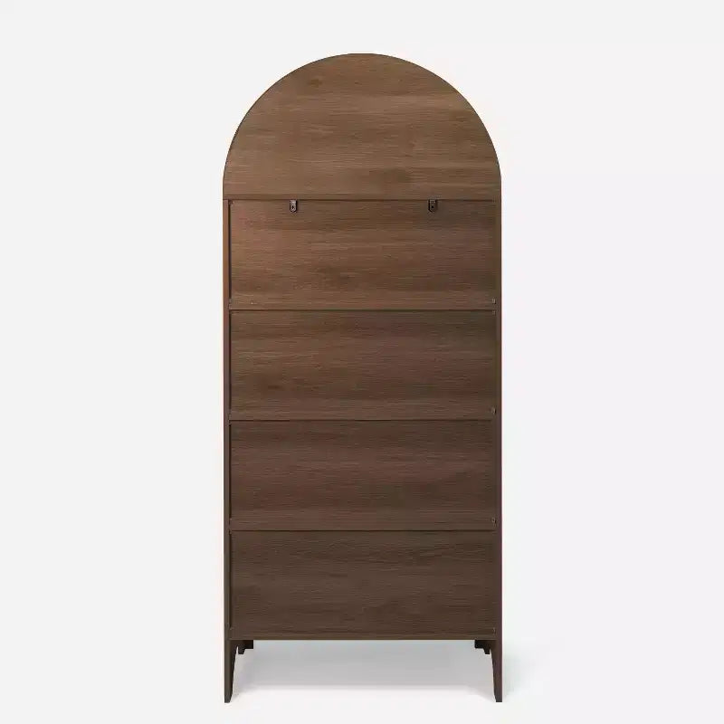 Gewölbte Holzvitrine
