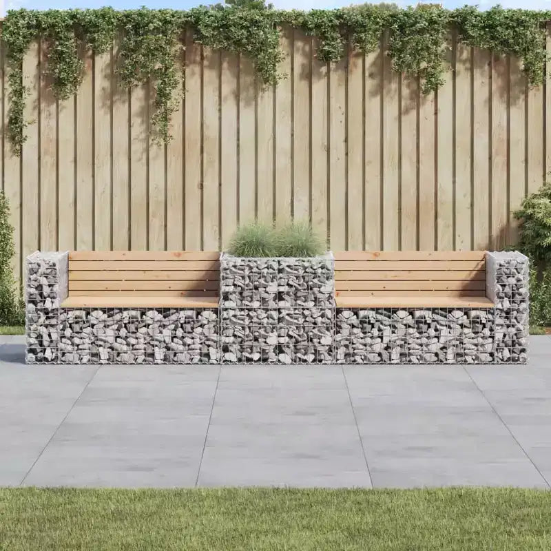 Gartenbank mit Gabionenkorb, Naturholz und Silber