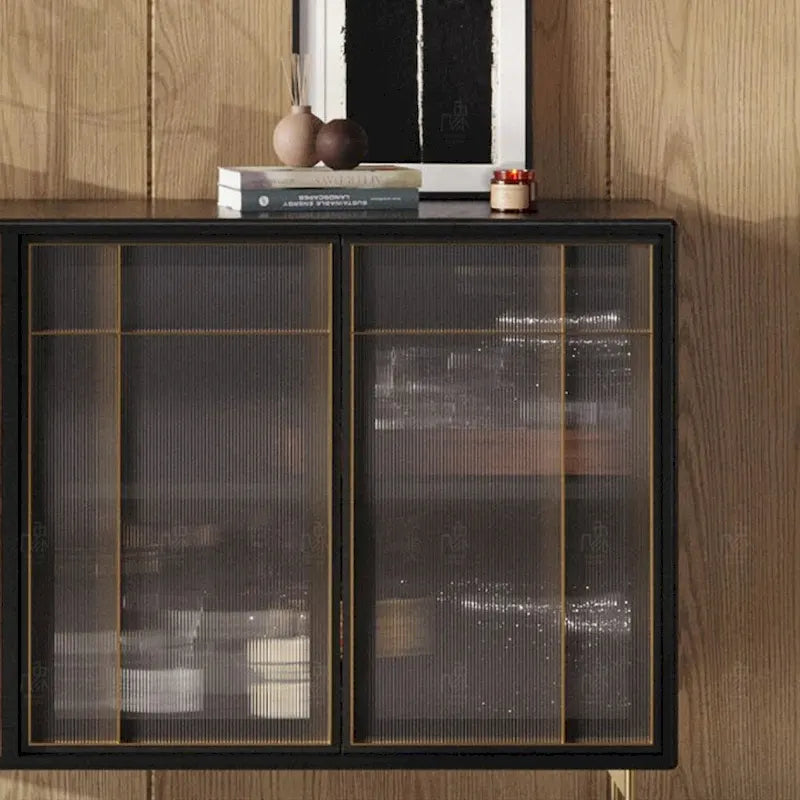 55,12" Mid-Century Modern Sideboard-Buffet, Schrank mit 3 Türen, Rahmen aus mehrschichtigem Massivholz, Walnussfurnier, komplett montiert - 55,12"