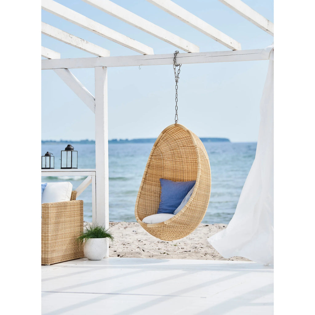 Hängesessel aus Rattan für den Außenbereich im Küstenstil mit Rundform – Terrasse