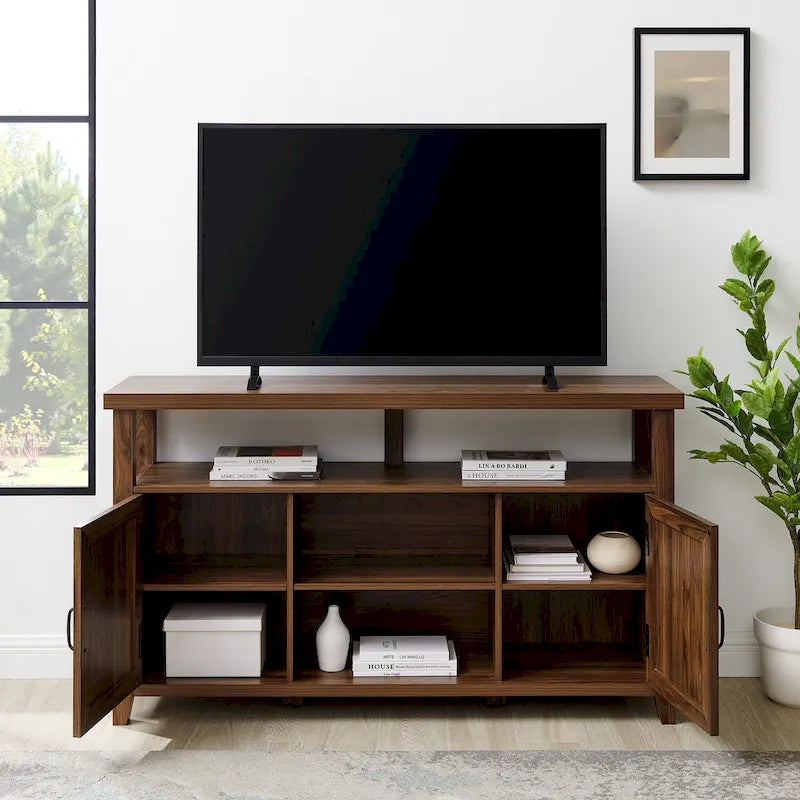 Middlebrook 58-Zoll-TV-Highboy mit gerillten Türen