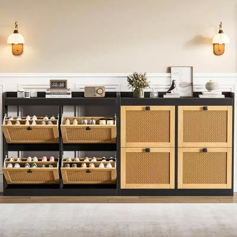 Schuhschrank mit 4 Klappfächern, Schuhschrank aus Holz mit Rattantüren und verstellbaren Einlegeböden – freistehender Schuh-Organizer