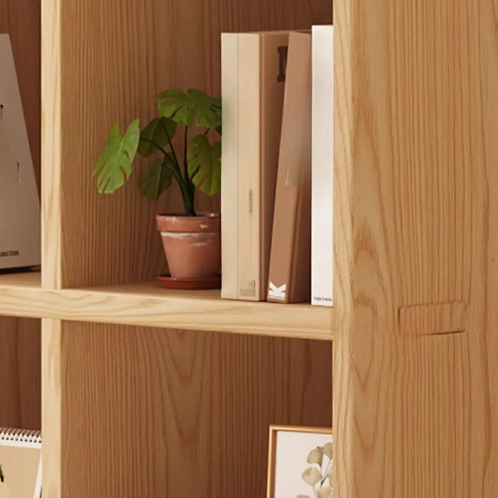 Modernes horizontales 8-faches Holzregal in Natur-Optik