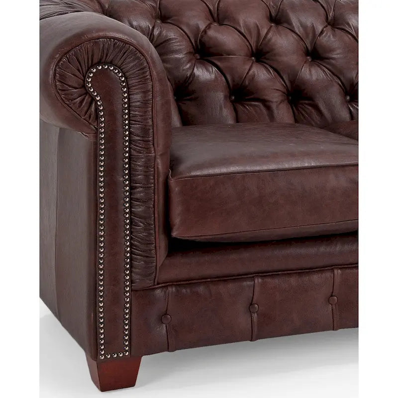 Hancock Chesterfield-Sofa mit Tufting aus genarbtem italienischem Leder – 79 H x 218 B x 102 T (cm)