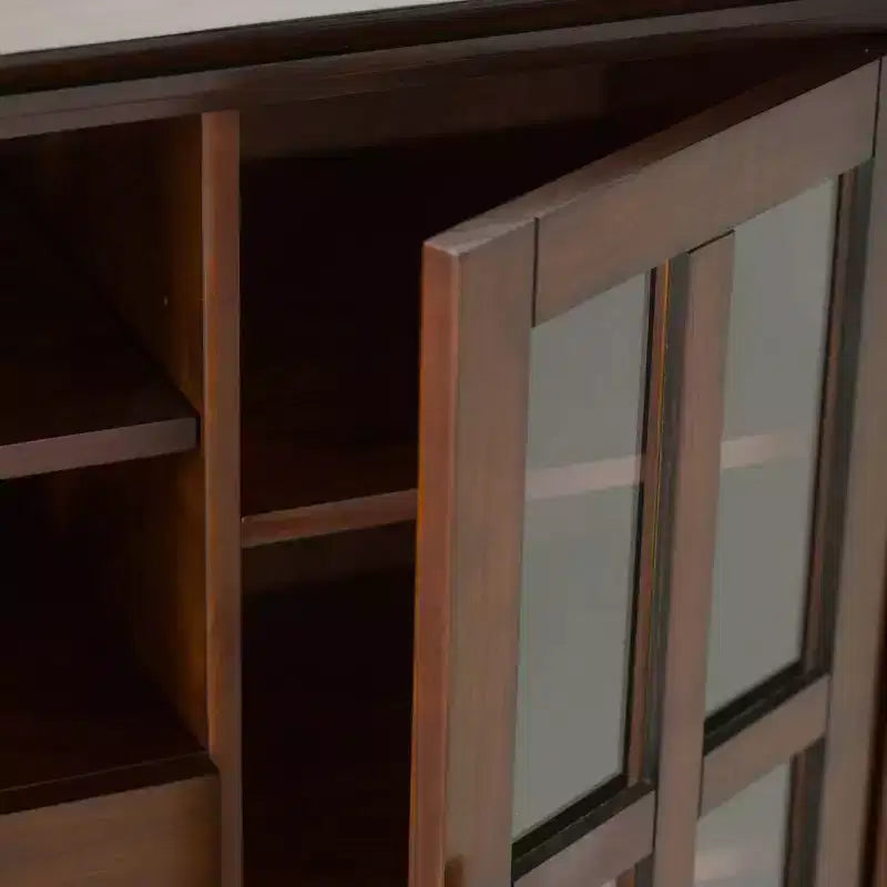Stratford Hoher TV-Ständer aus Massivholz für TVs bis zu 55 Zoll – WyndenHall