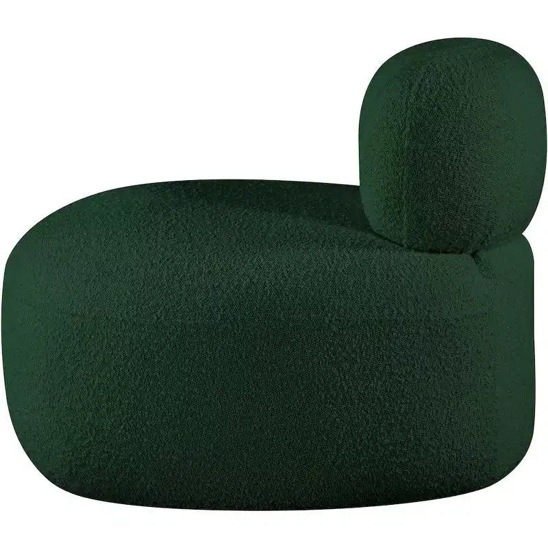 Meridian Furniture Venti Stuhl aus Bouclé-Stoff
