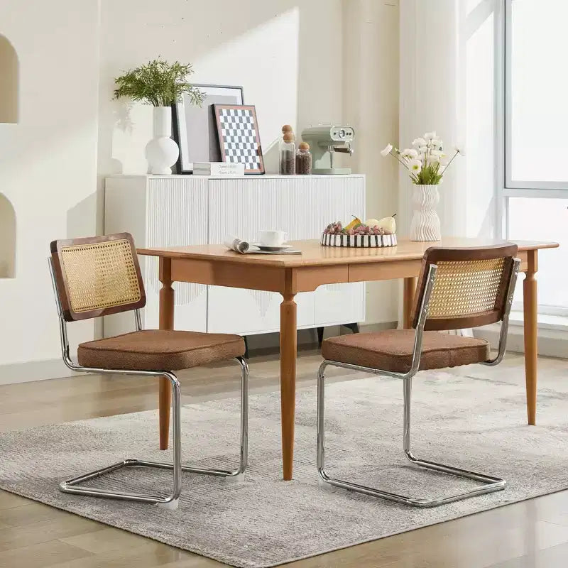 2 Stück moderne Esszimmerstühle mit Leinenbezug, Rattanstuhlücken und Chromgestell