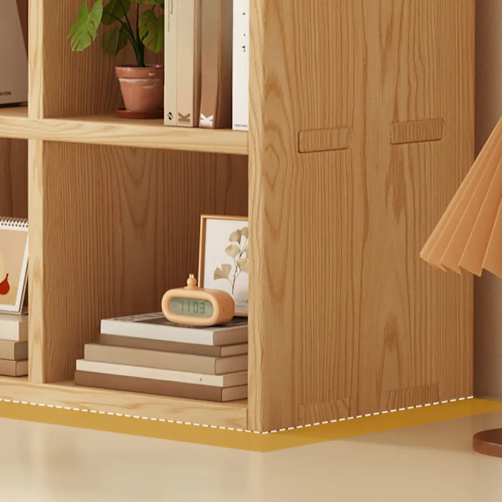 Modernes horizontales 8-faches Holzregal in Natur-Optik
