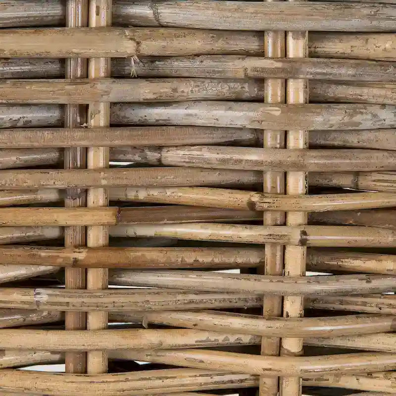 Grau gewaschener Rattan-Hocker mit Polster von East at Main