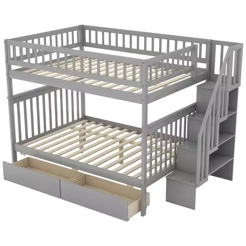 Etagenbett mit zwei Full-Size-Liegeflächen, Schubladen und Treppe mit Stauraum