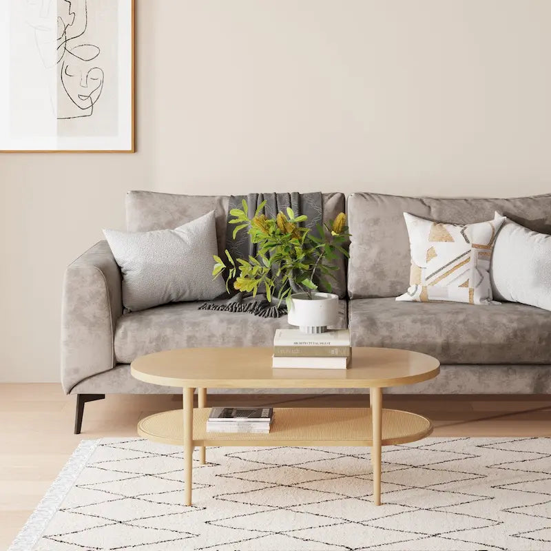 Nathan James Sonia Bohemian Couchtisch mit zwei ovalen Ebenen aus hellem Holz und Ablage aus Rattan