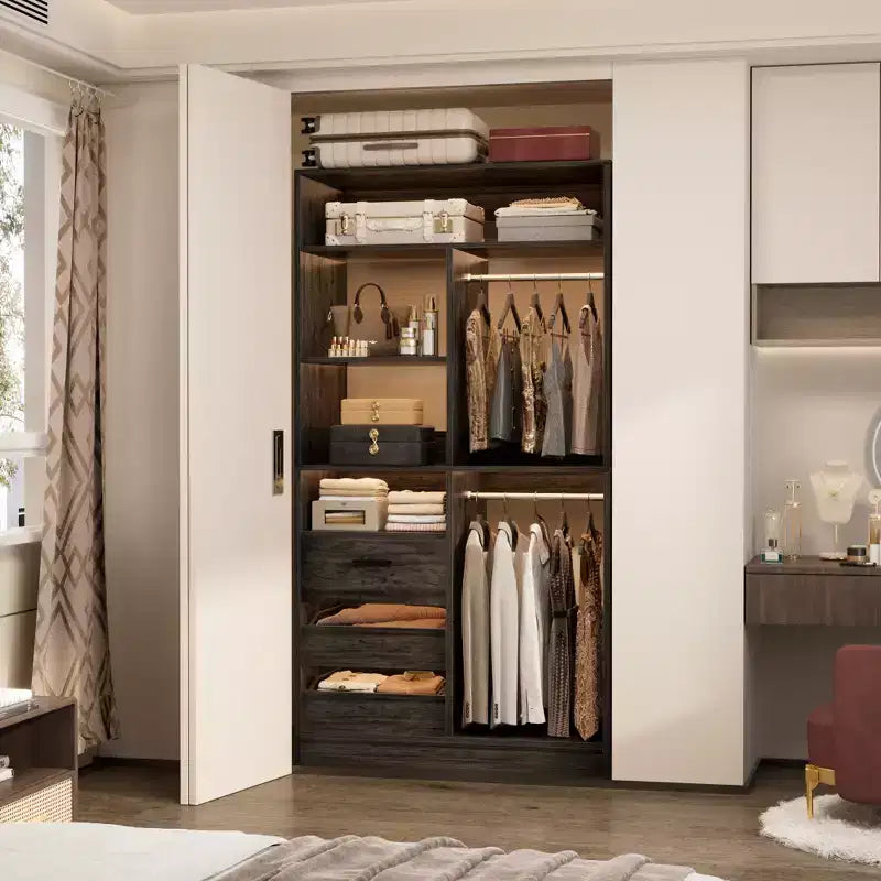 Schrank-Organizer mit Holzschubladen, freistehendes Schranksystem mit Kleiderstangen